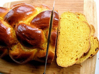 loaf being sliced 