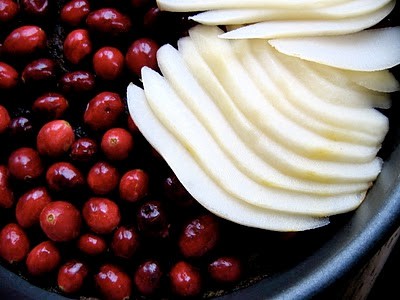 sliced pears and cranberries 