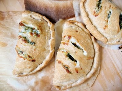 spinach and cheese calzone 