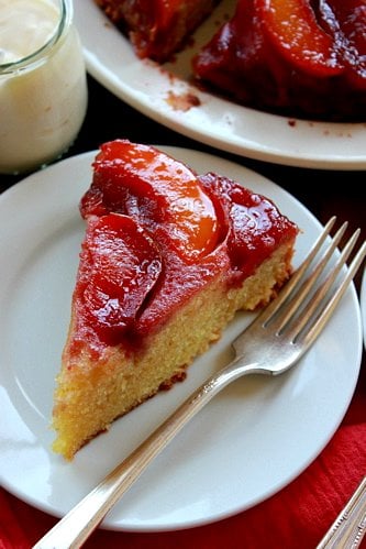 https://bojongourmet.com/wp-content/uploads/2012/09/Nectarine-Plum-Upside-Down-Cake-101.jpg