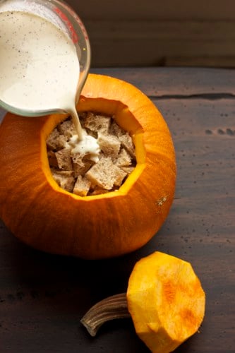 bread in pumpkin 