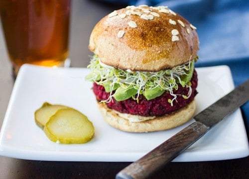 quinoa beetroot chickpea burger 