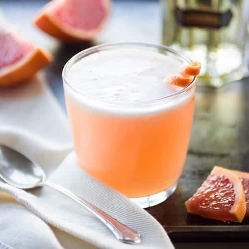 Grapefruit Martini - Running to the Kitchen®