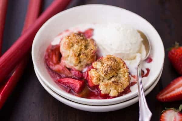 cobbler with ice cream 