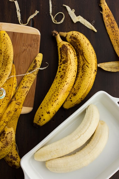 bananas on a table 