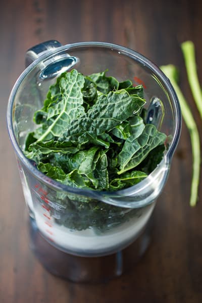 kale in smoothie