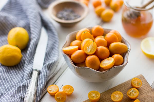 fruit in bowl 