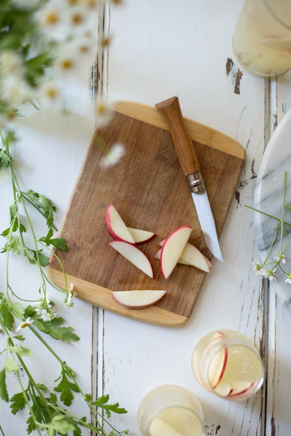 slices of apples 