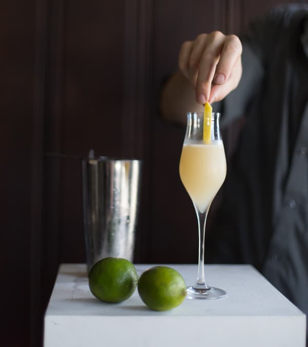 lemon in cocktail 
