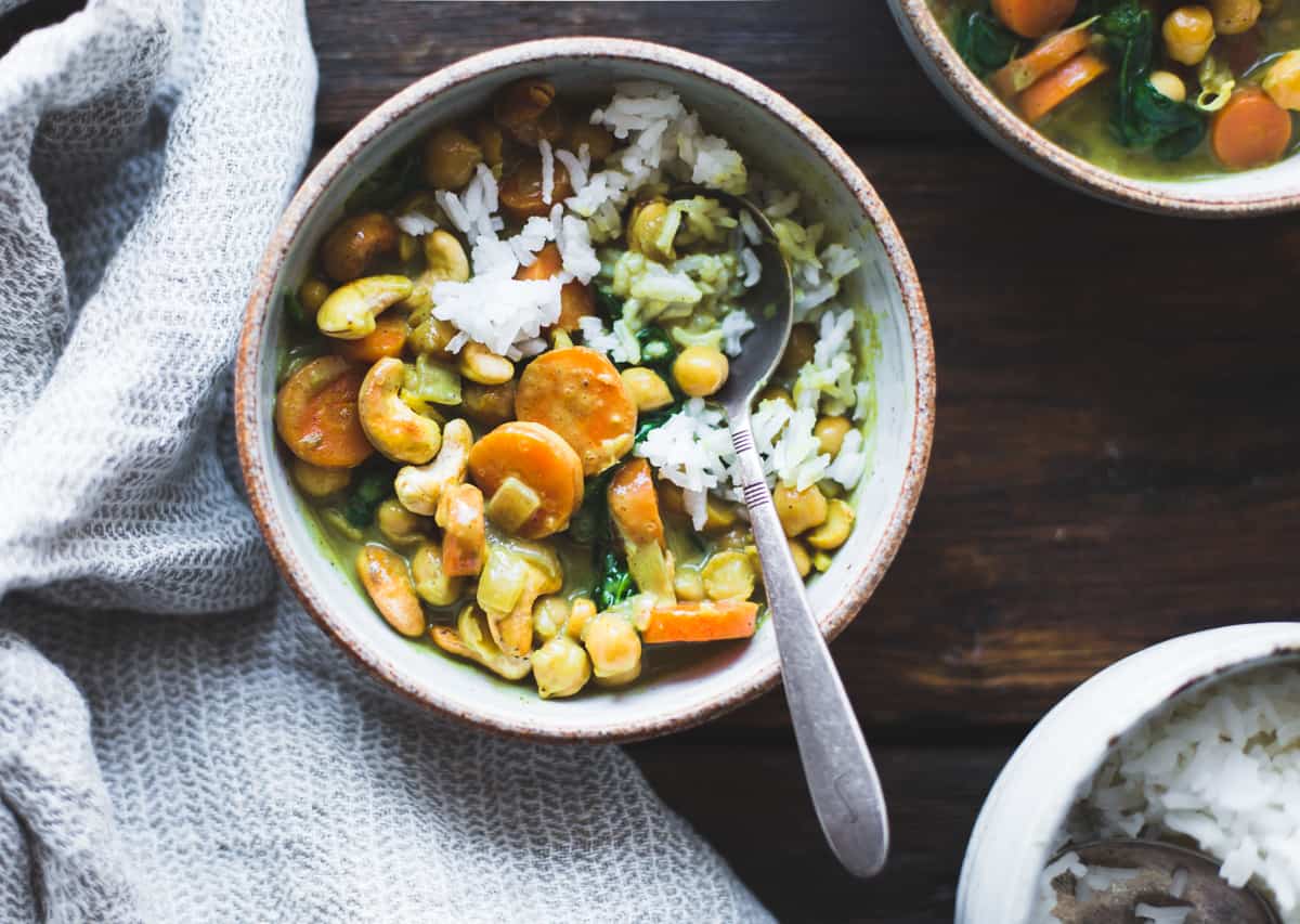 Coconut Curried Chickpeas with Carrots & Cashews {gluten-free, vegan} with rice 