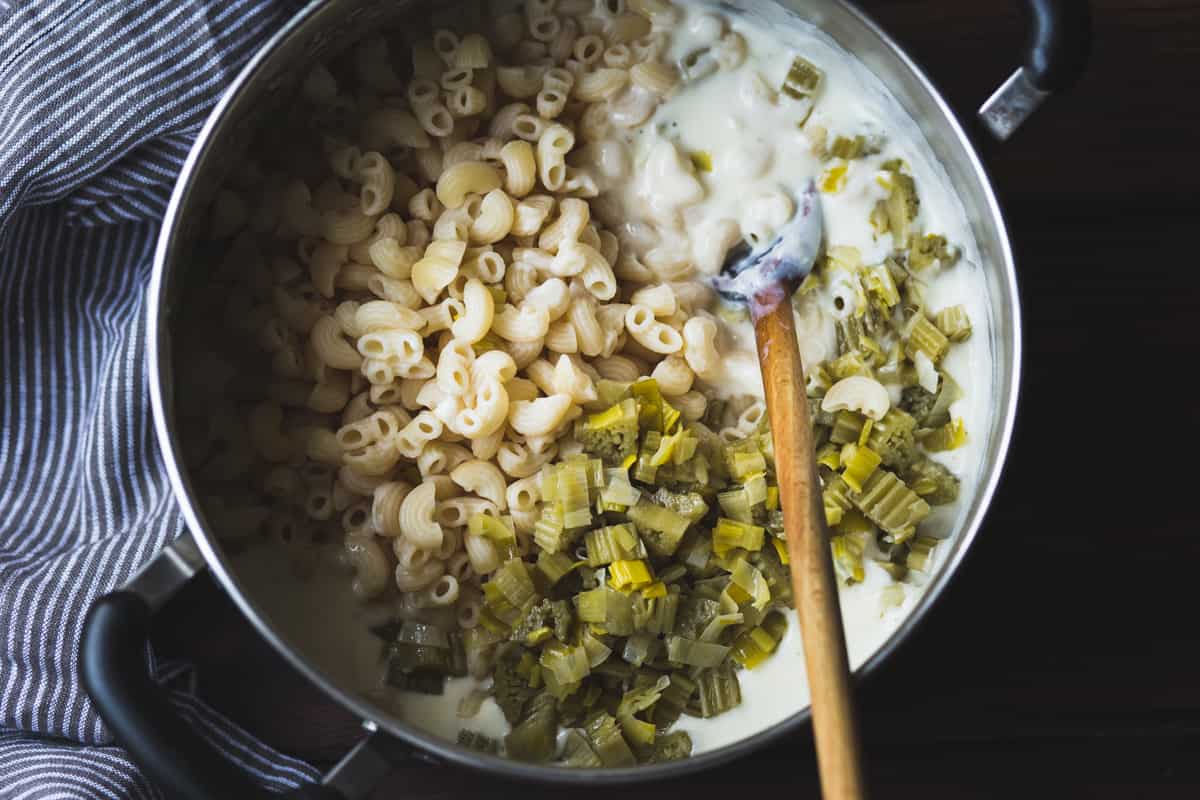 creamy cardoon macaroni and cheese {gluten-free} mixed in pot 