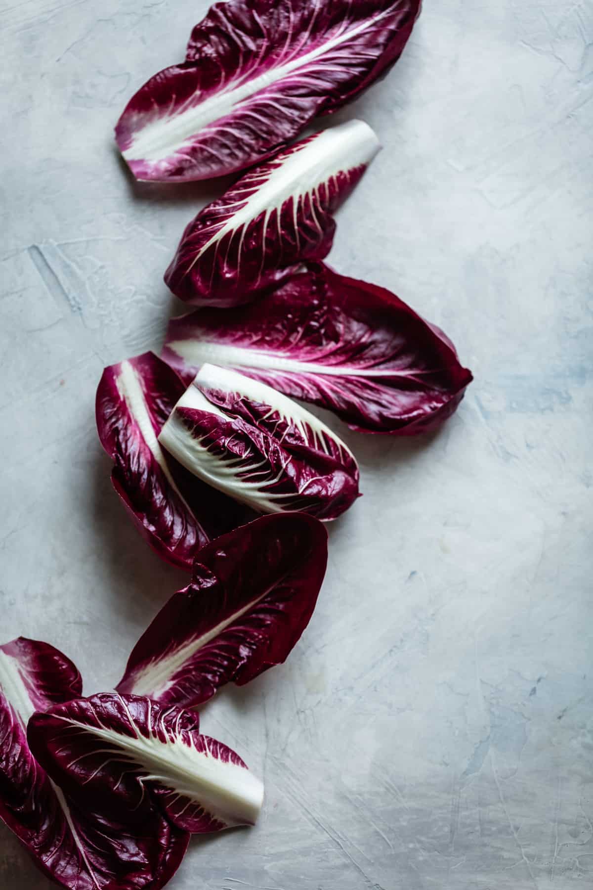 chicory leaves 