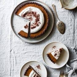 No-Bake Chocolate Cream Tart {vegan, gluten-free, grain-free, refined sugar-free}