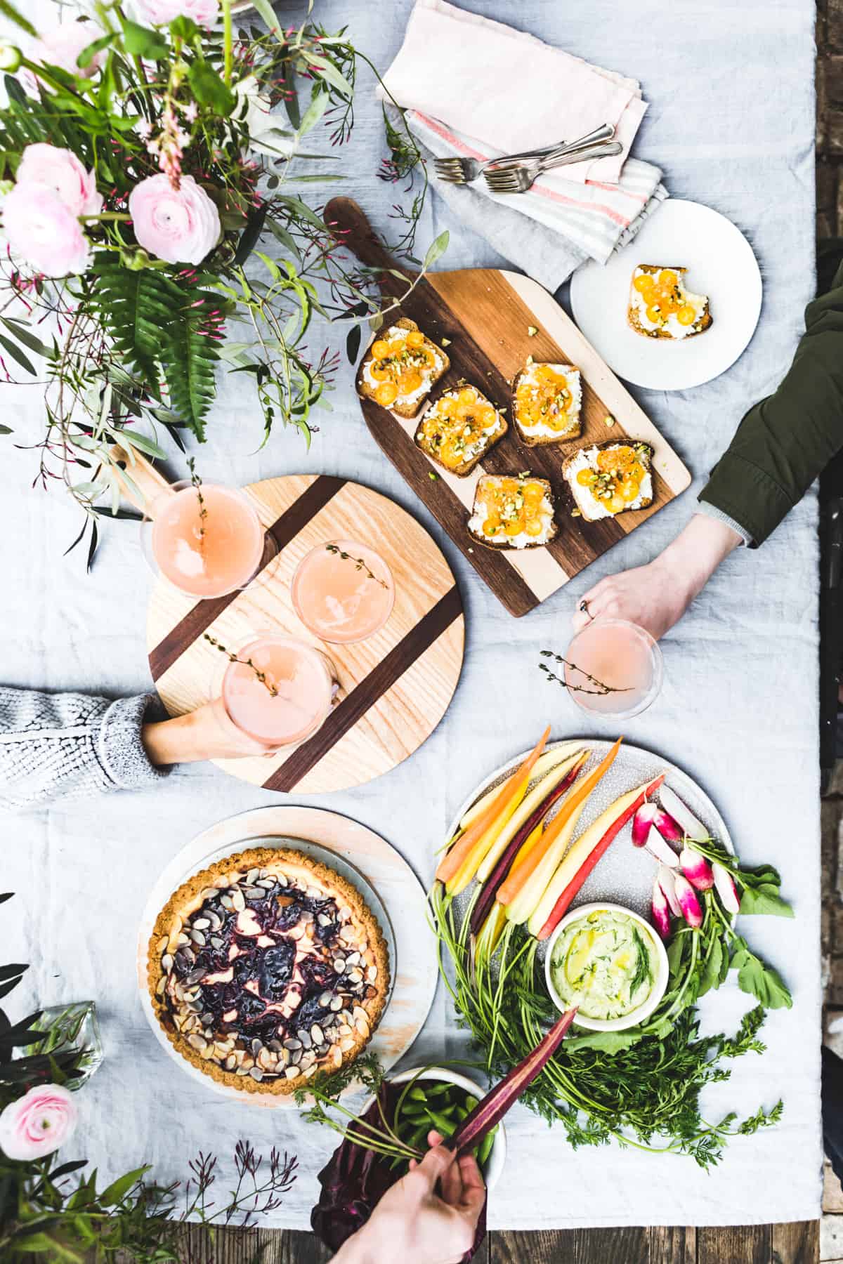 Grapefruit Rose Elderflower Martini - The Lilypad Cottage