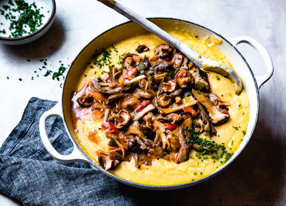 big pot of Creamy Grits and Mushrooms