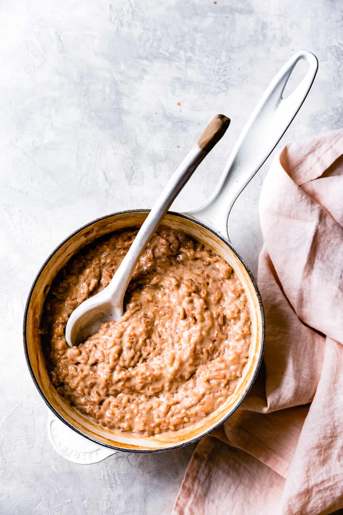 Milk Tea Rice Pudding in pot 