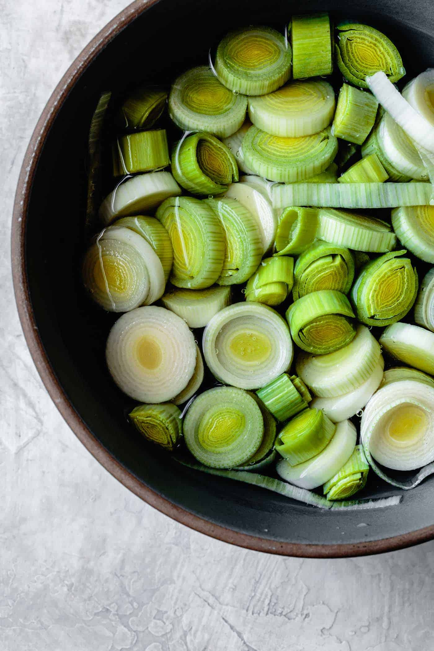 Cleaning leeks for healthy gluten-free stuffing recipe