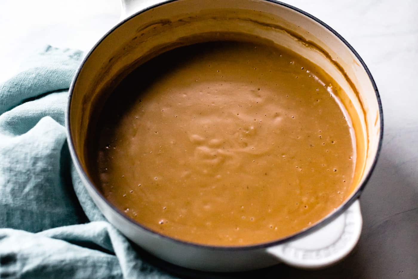 how to make pudding from scratch: cooked pudding in pot