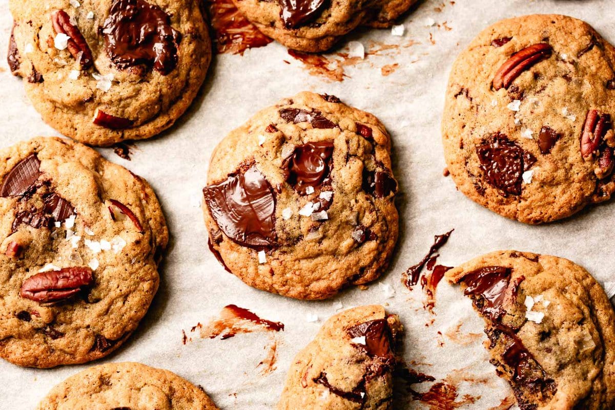https://bojongourmet.com/wp-content/uploads/2022/12/Gluten-Free-Chocolate-Chip-Cookies-Brown-Butter-3.jpg