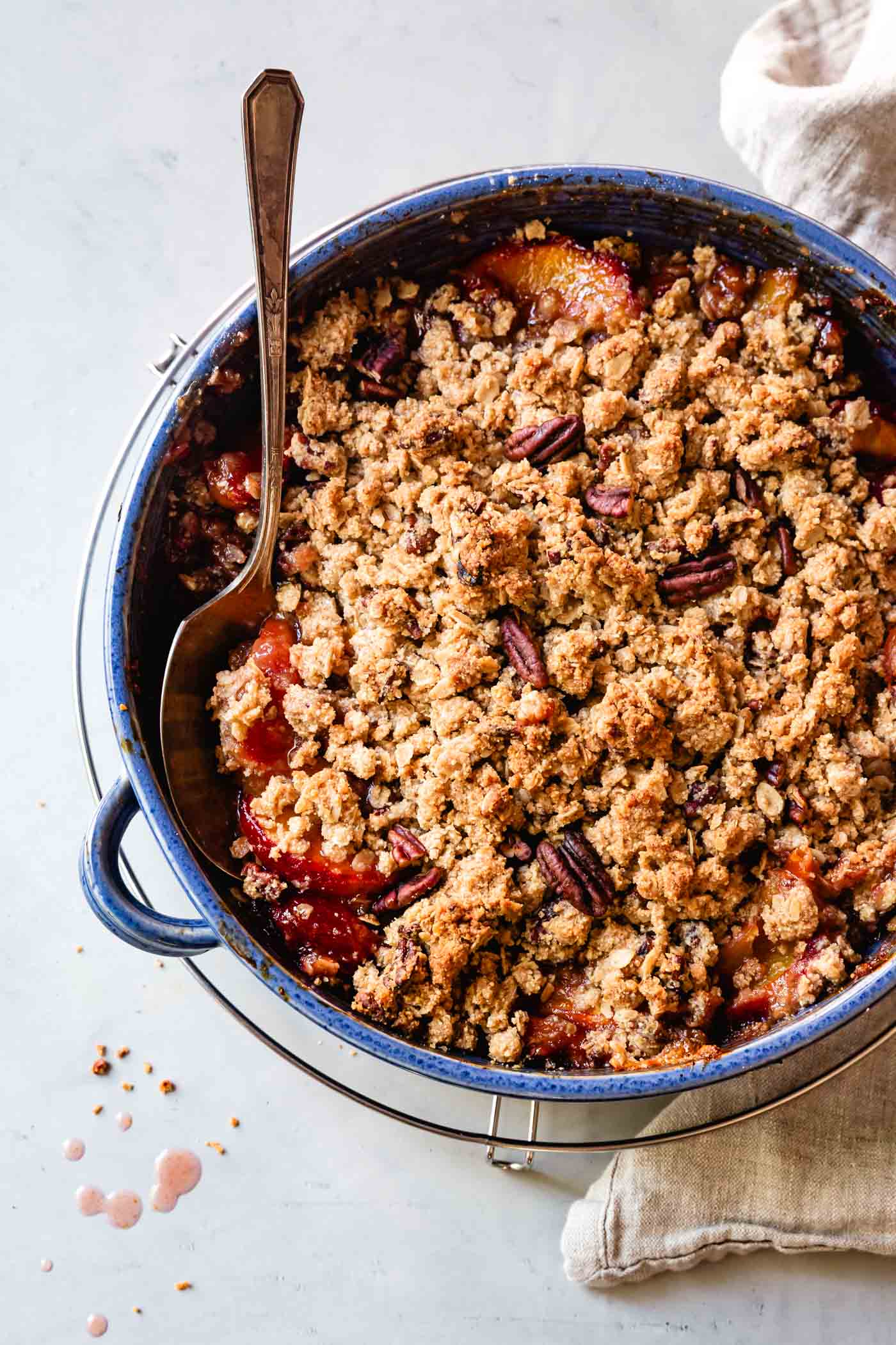 pan of baked crisp